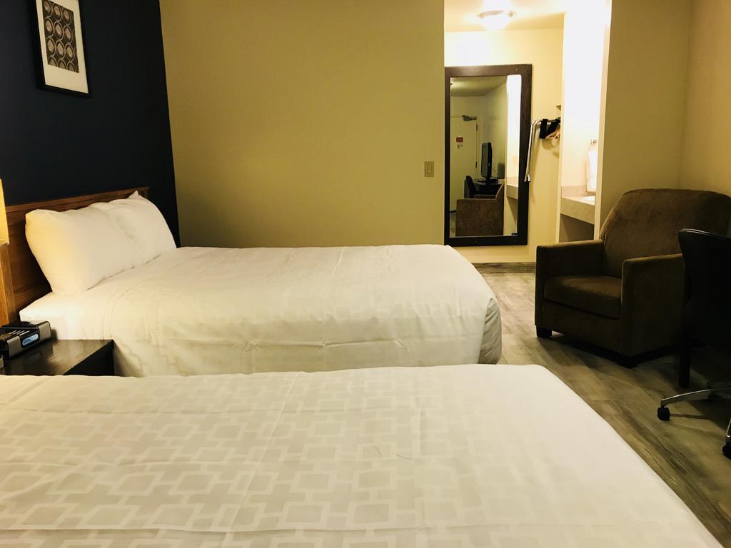 Empire & Hotel