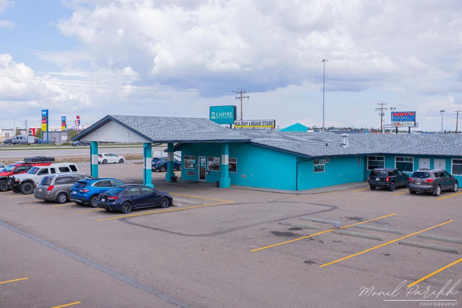 Empire & Hotel Penhold